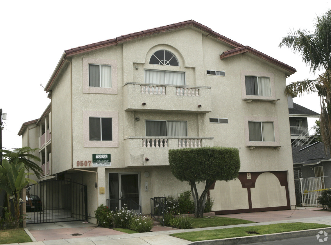 9507 Glasgow Pl, Los Angeles, CA 90045 - Apartments in Los Angeles, CA ...