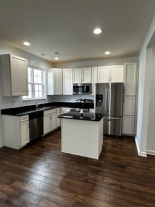 Building Photo - 255 Wilmore Dr