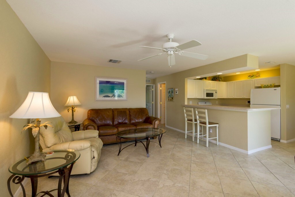 Interior Photo - 110 Bahia Via