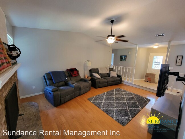 Building Photo - 3 br, 2 bath House - 340 Primrose Circle