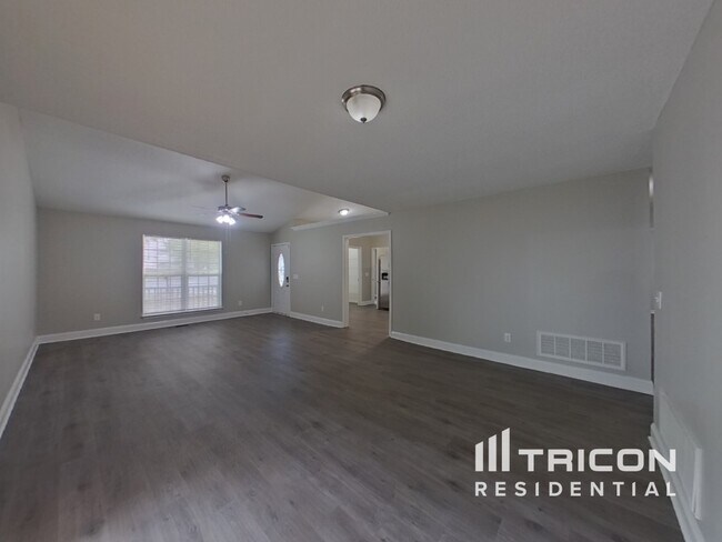 Foto del edificio - 5 Cambridge Oaks Ct