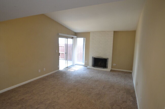 Foto del edificio - 9452 Butterfield Way