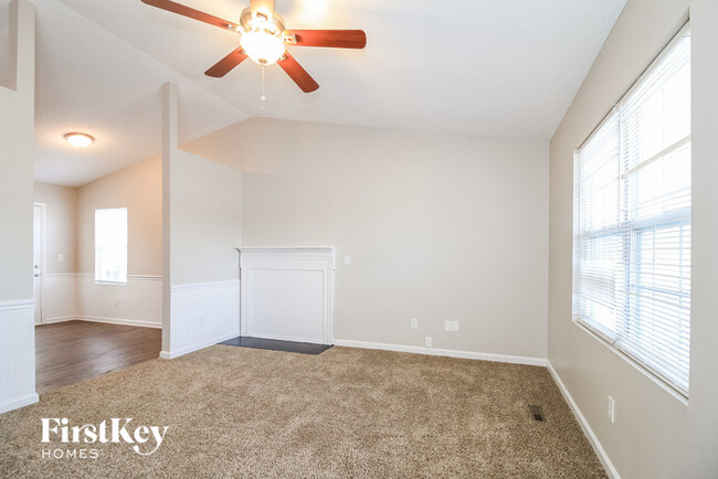 Foto del edificio - 3820 Spring Branch Dr