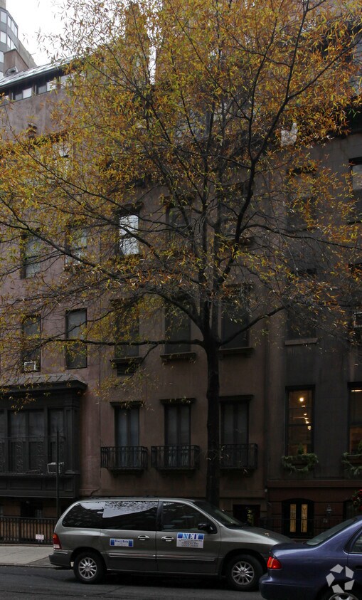 Foto del edificio - 128 E 37th St