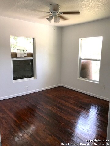 Building Photo - 1122 N Onslow St