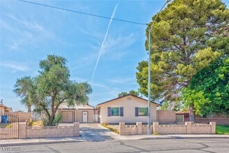 Building Photo - 5243 Orinda Ave