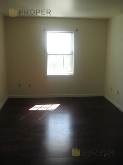 Foto del edificio - 30 Raymond St