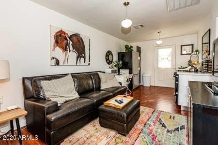 Foto del edificio - 1525 E Palm Ln
