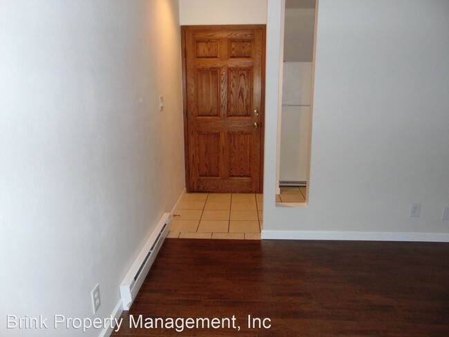 Foto del edificio - 2 br, 1 bath House - 922 100th Ave NE #13