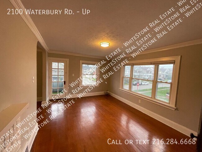 Building Photo - Lakewood 2-Bedroom Unit with Classic Touches