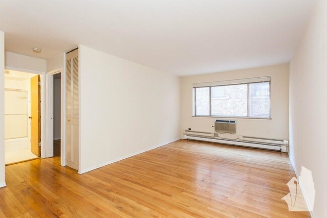 Foto del edificio - 660 W Wrightwood Ave