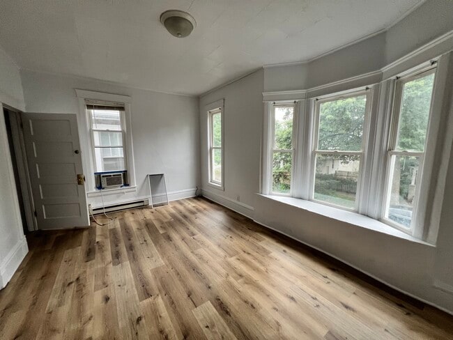 Building Photo - 406 N Glenwood Ave