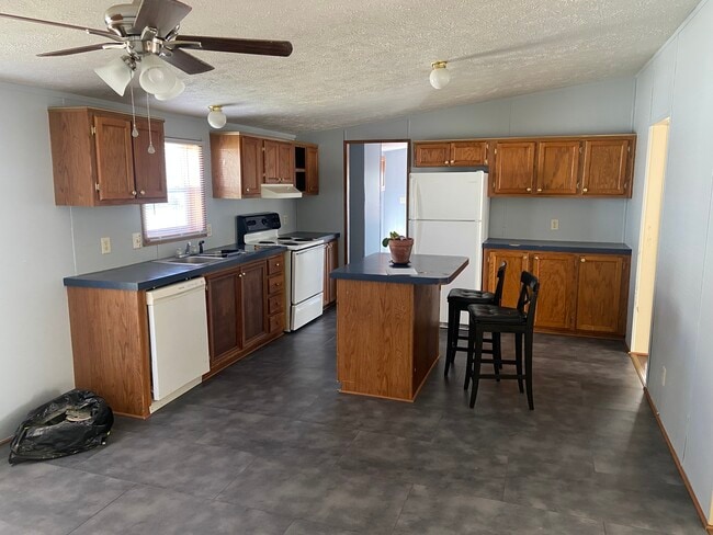 Foto del edificio - 103 Boxwood Ln