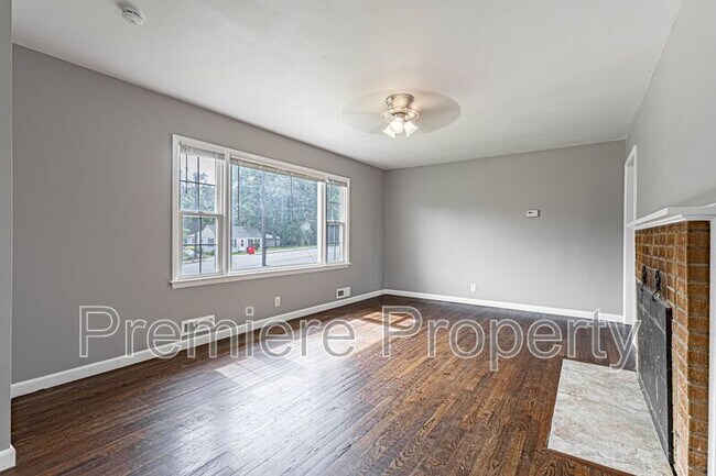Foto del edificio - 3320 S Sterling Ave
