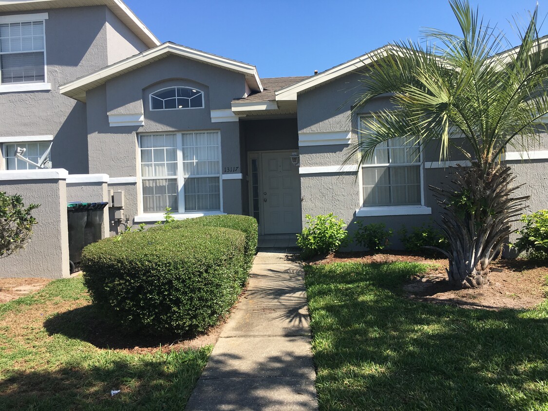 13117 Summerton Dr, Orlando, FL 32824 Townhome Rentals in Orlando FL