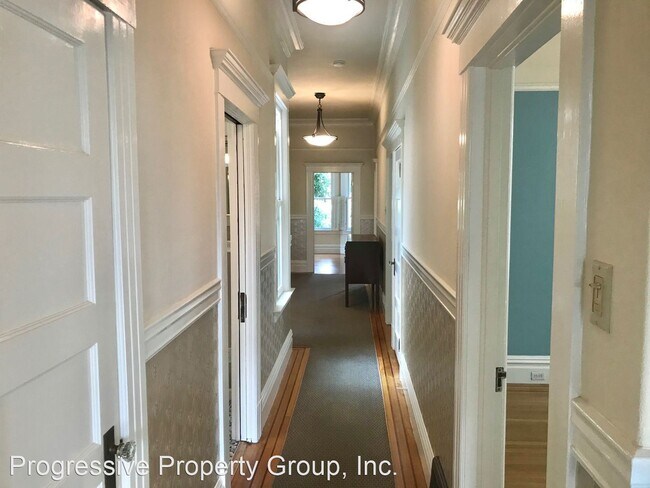Building Photo - 3 br, 1.5 bath House - 139 29th Street