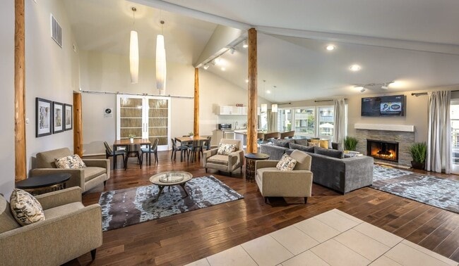 Building Photo - Vue Kirkland