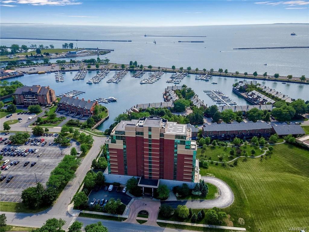 Foto principal - 132 Lakefront Blvd