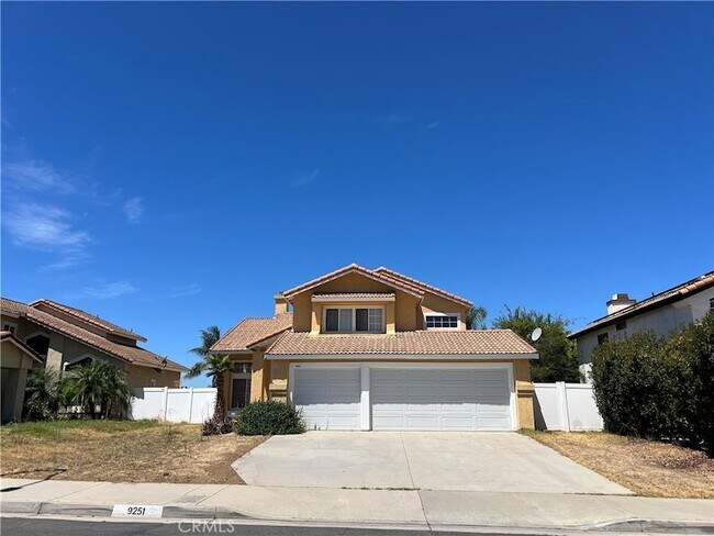 Foto del edificio - 9251 Middlefield Dr
