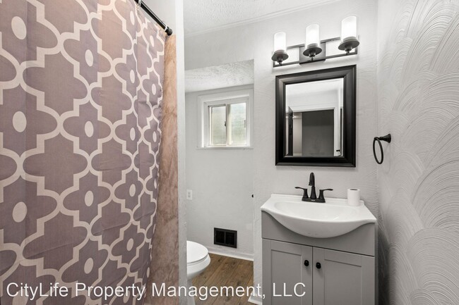 Foto del edificio - 3 br, 1 bath House - 1304 Firth Street