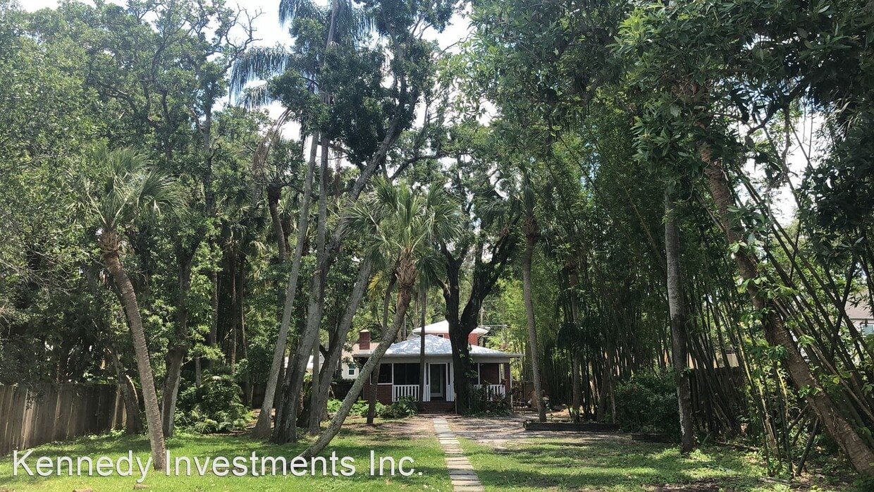 Primary Photo - 3 br, 2 bath House - 4124 N Riverside Dr