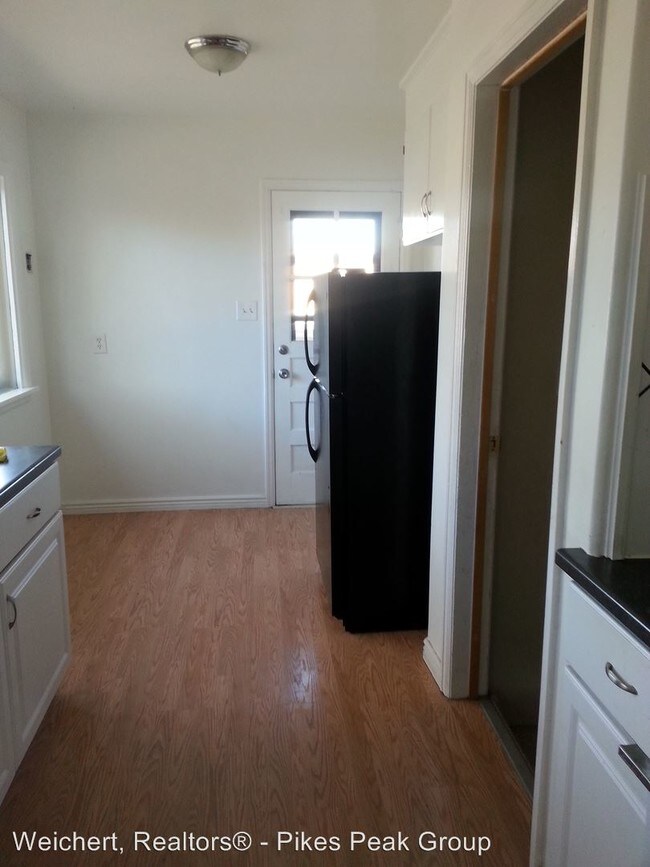 Building Photo - 3 br, 1.5 bath House - 1420 N. Union Blvd