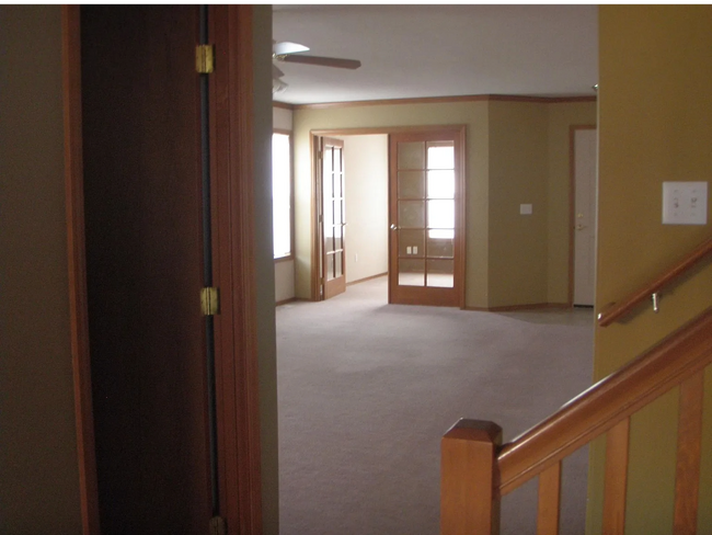 Entrance Living - 26222 233rd Ct SE