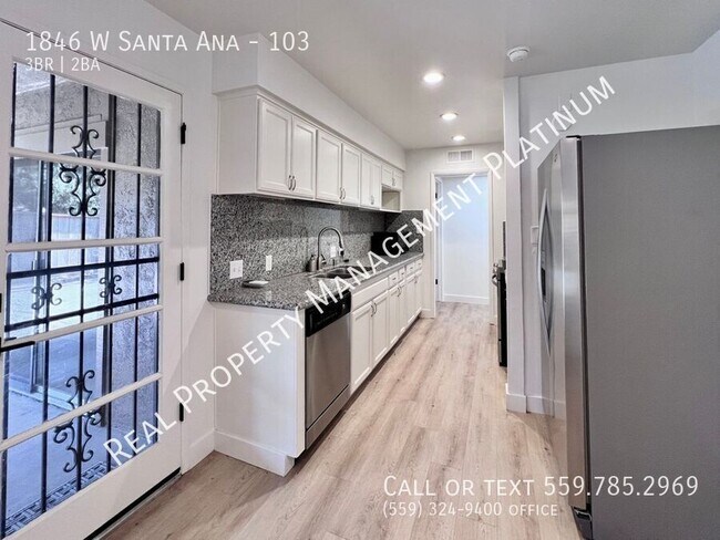Building Photo - 1846 W Santa Ana Ave