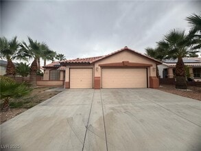 Building Photo - 1461 Tangerine Rose Dr