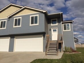 Building Photo - 3324 Stephanie Dr