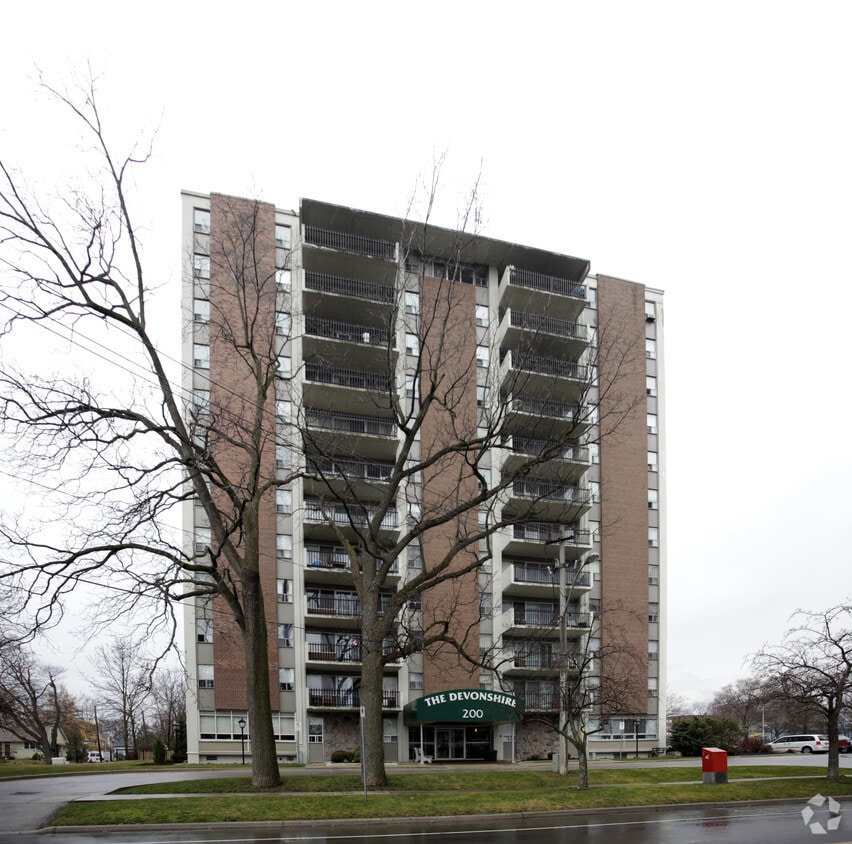 The Devonshire Apartments 200 Queen Mary Dr Oakville, ON
