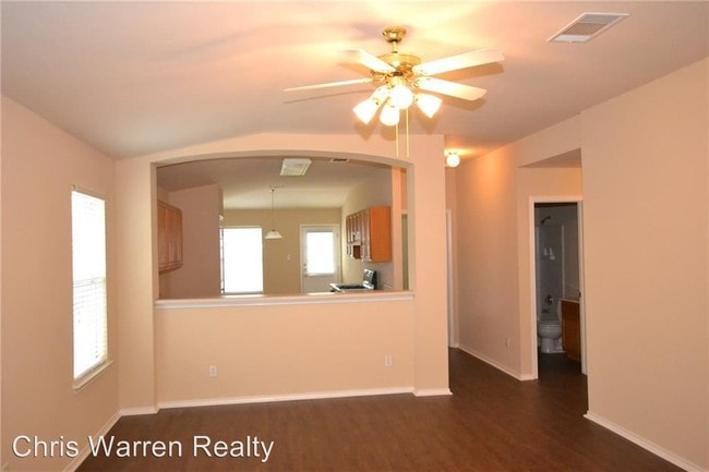 Building Photo - 504 Lafayette Square Dr