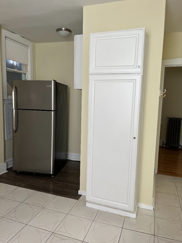 Building Photo - 4327 W Kamerling Ave
