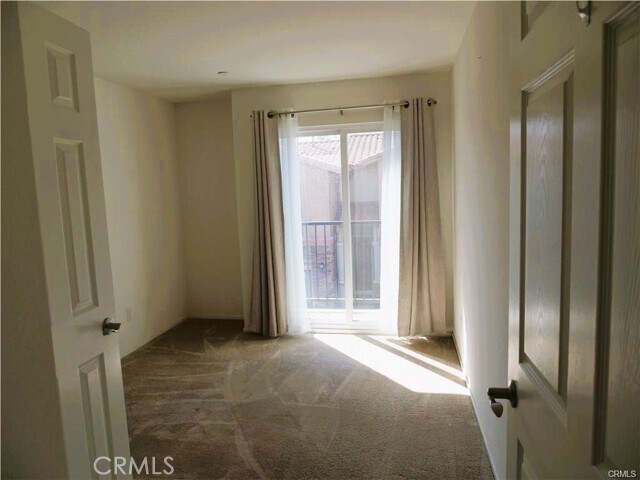 Foto del edificio - 15364 Lotus Cir