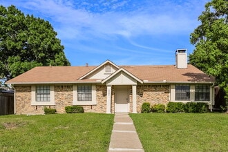 Building Photo - 4008 Shackelford Dr