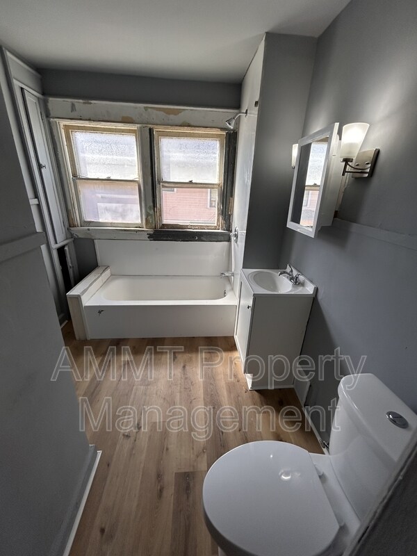 Foto del edificio - 1534 3rd Ave SE