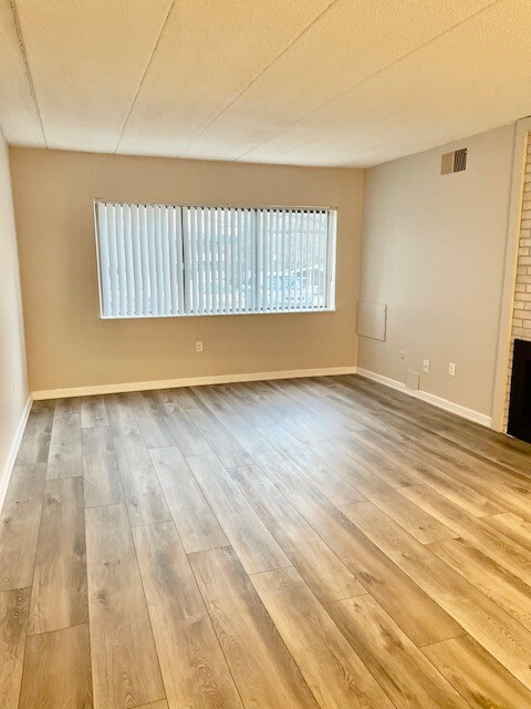 Living Room (Renovated) - Hidden Valley Club