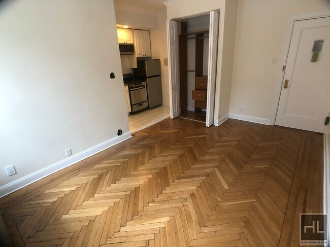 Foto del edificio - WEST 13 STREET