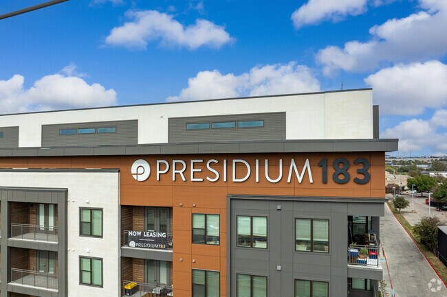 Building Photo - Presidium 183