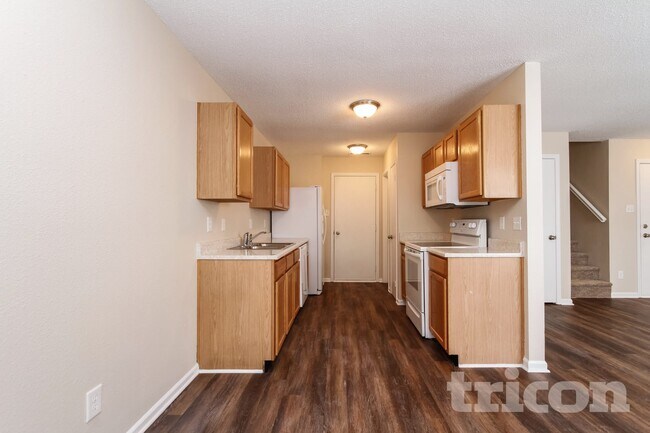 Foto del edificio - 10975 Walnut Grove Bend