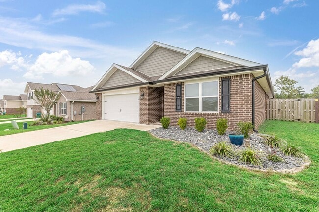 Foto del edificio - 4BR/2BA Home in Redstone Commons
