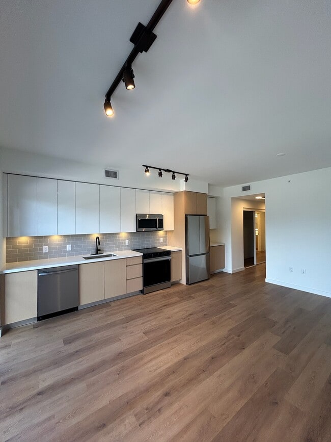 Foto del edificio - 1625 NE 124th St