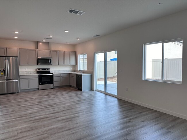 Building Photo - 8935 Osterville Wy