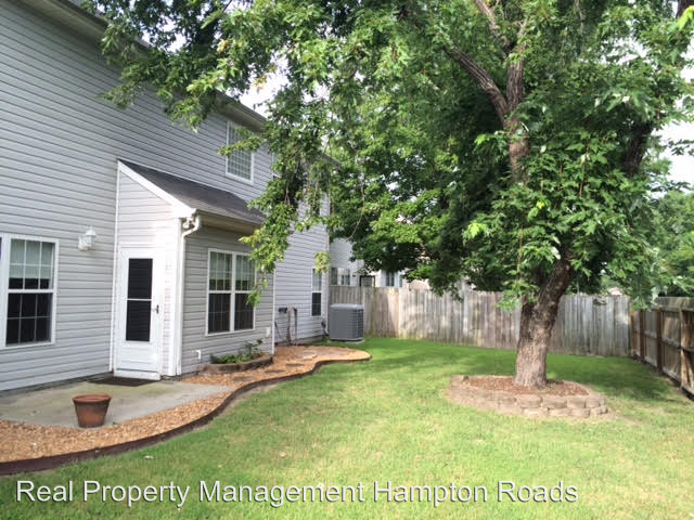 Building Photo - 5 br, 3 bath House - 109 Presidential Blvd
