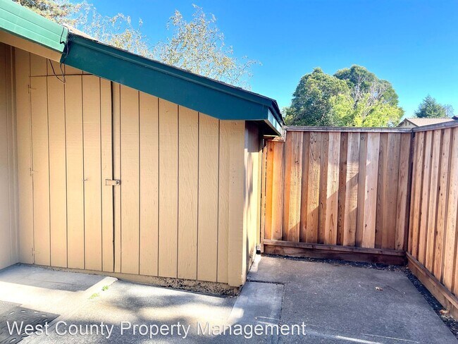 Building Photo - 2 br, 1 bath House - 265 Lincoln Ave