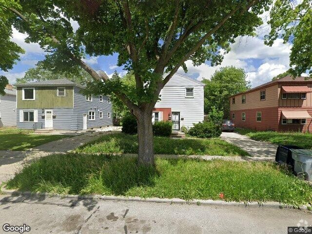 Building Photo - 5854 N 64th St