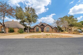 Building Photo - 6415 San Mateo Ln