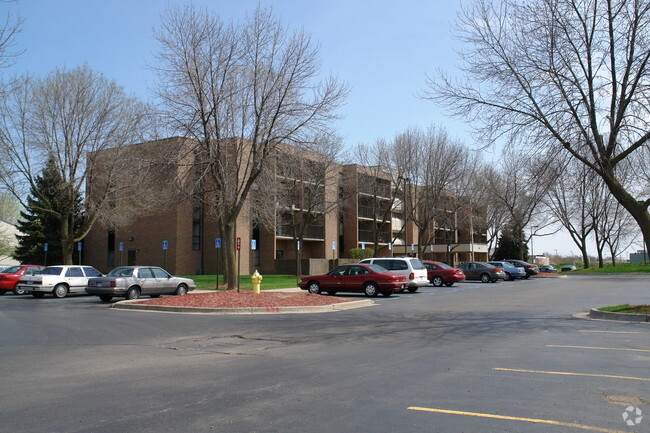 Foto del edificio - Elmwood Park Senior Apartments