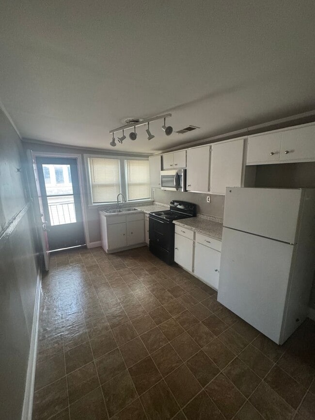 Photo - 925 S Cox St (Memphis, TN) Townhome