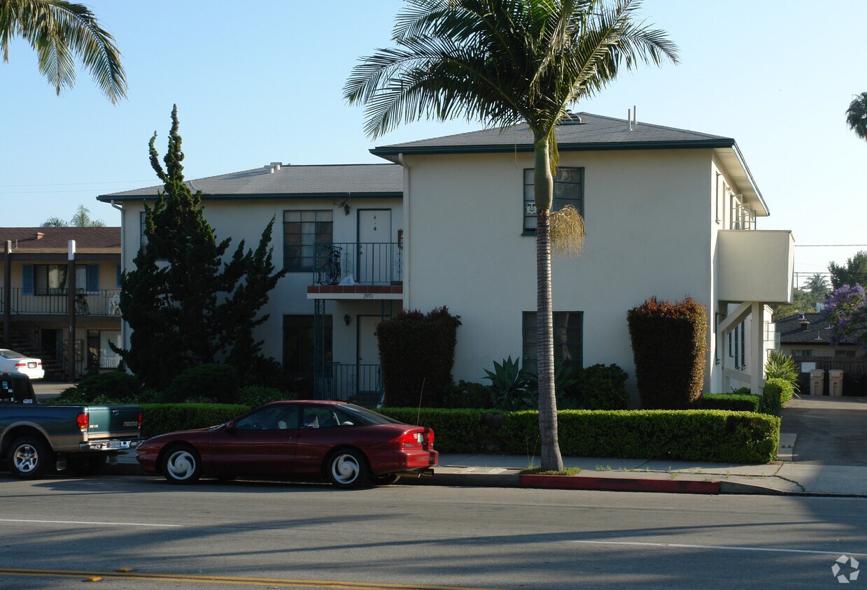 Building Photo - 2901 State St